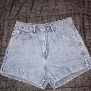 Gap high rise shorts